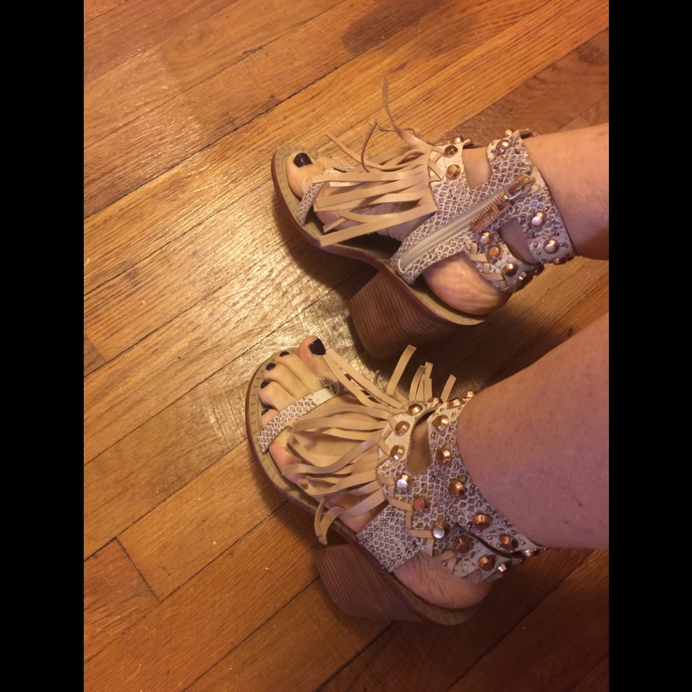 Ivy Kirzhner Leather Fringe Studded Sandal. - Picture 4 of 7